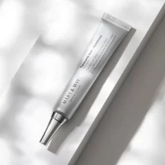 Alternative view of کرم دور چشم ترانگزامیک اسید + گلوتاتیون مری اند می