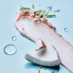 Alternative view of فوم پاک کننده خاک رس نارگیل توکوبو