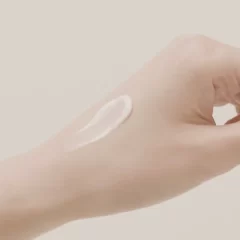 Alternative view of کرم هیالورونیک برنج سیاه  هاروهارو واندر