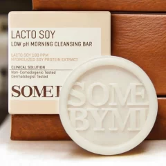 Alternative view of صابون پاک کننده صبحگاهی لاکتو سوی با pH پایین سام بای می