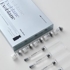 Alternative view of کرم روشن‌کننده وایت بلوم اگزوبلانک