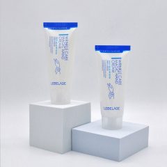 Alternative view of کرم دست جادویی مراقبت از چین و چروک لبلاژ