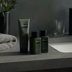 Alternative view of افکتور رطوبت‌رسان پوست شیسیدو پروفشنال